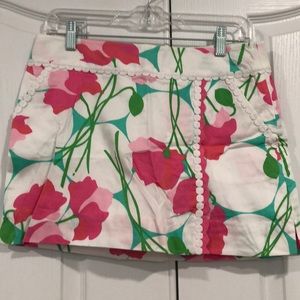 Lilly Pulitzer skort size 4